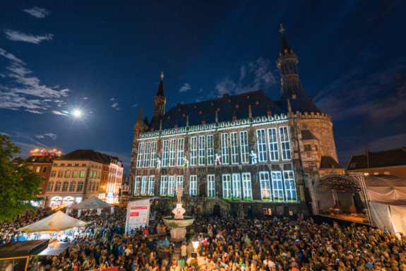 aachen leuchtet david engel0