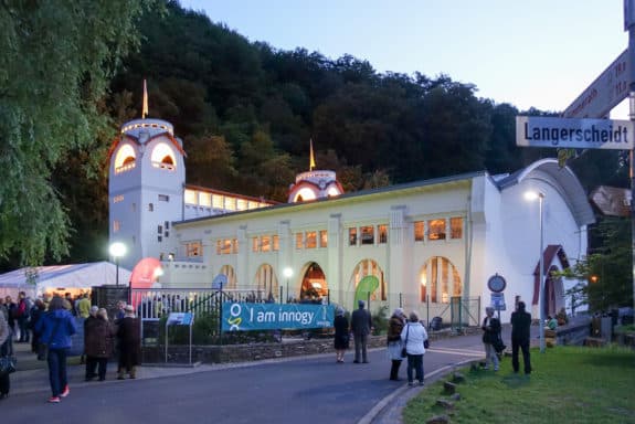 Kultur in der Stromfabrik: die große Halle im Konzert-Ambiente (Foto_Ralf Schröder)