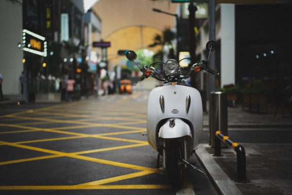 E-Roller Sharing (c) Kenny Luo, unsplash.com