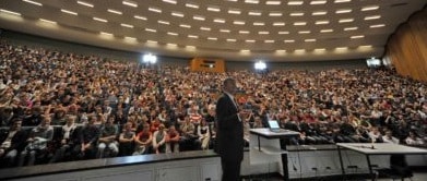 Erstsemester werden in Aachen eingefuehrt und begruesst am 13-10-08 Rektor Prof Ernst Schmachtenberg
